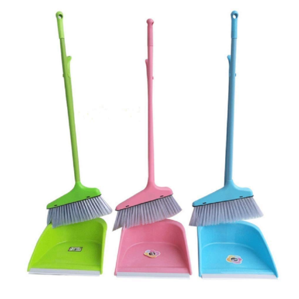 Dustpan with Handle